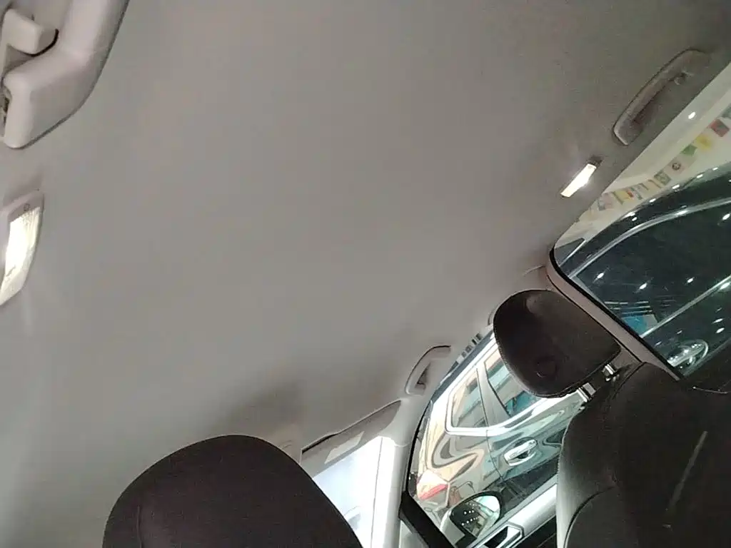 Volkswagen Touran — миниатюра 18