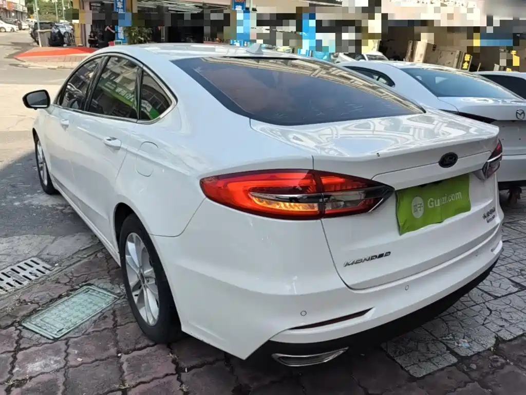 Ford Mondeo — миниатюра 5