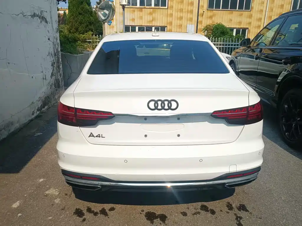Audi A4L — миниатюра 2