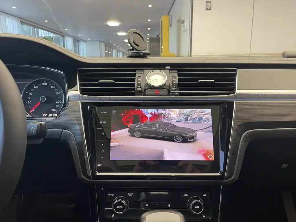 Volkswagen Phideon — миниатюра 9