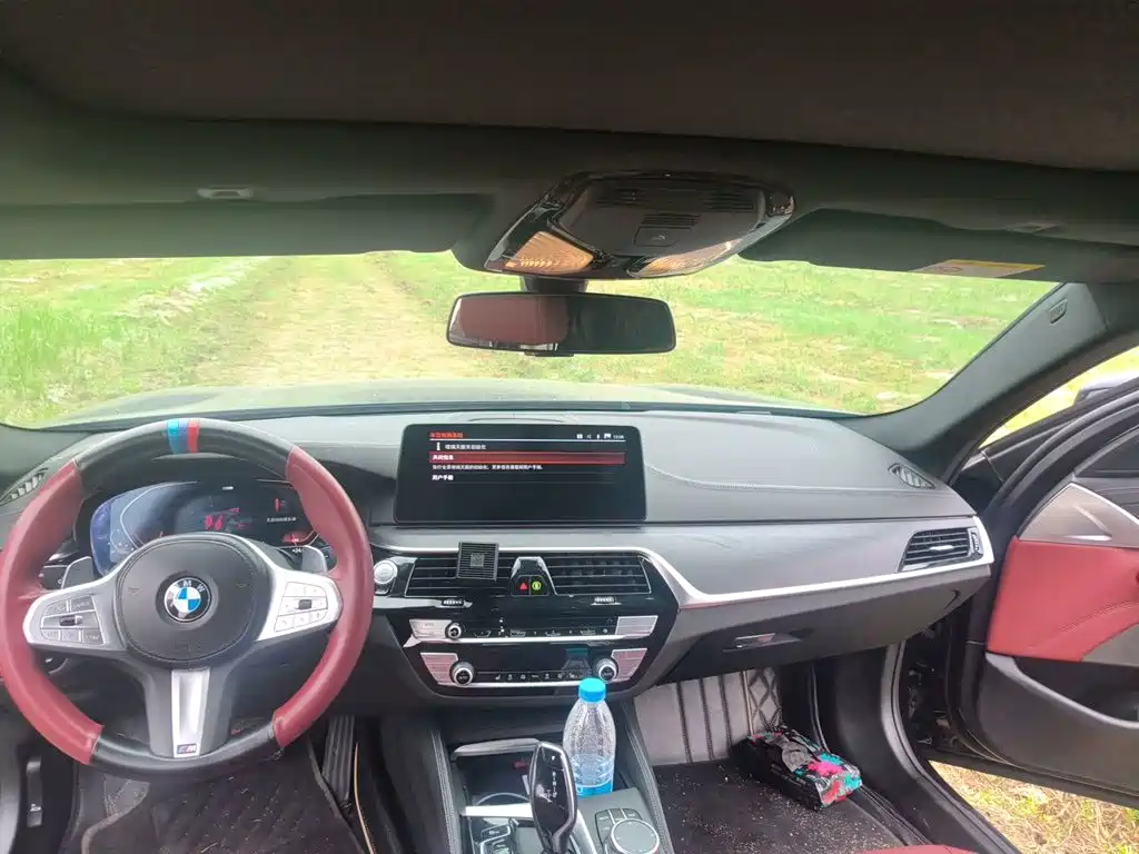 BMW 5 Series — миниатюра 14