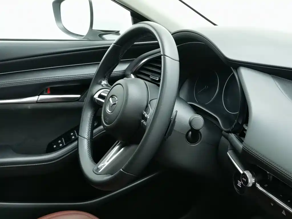 Mazda 3 Axela — миниатюра 22