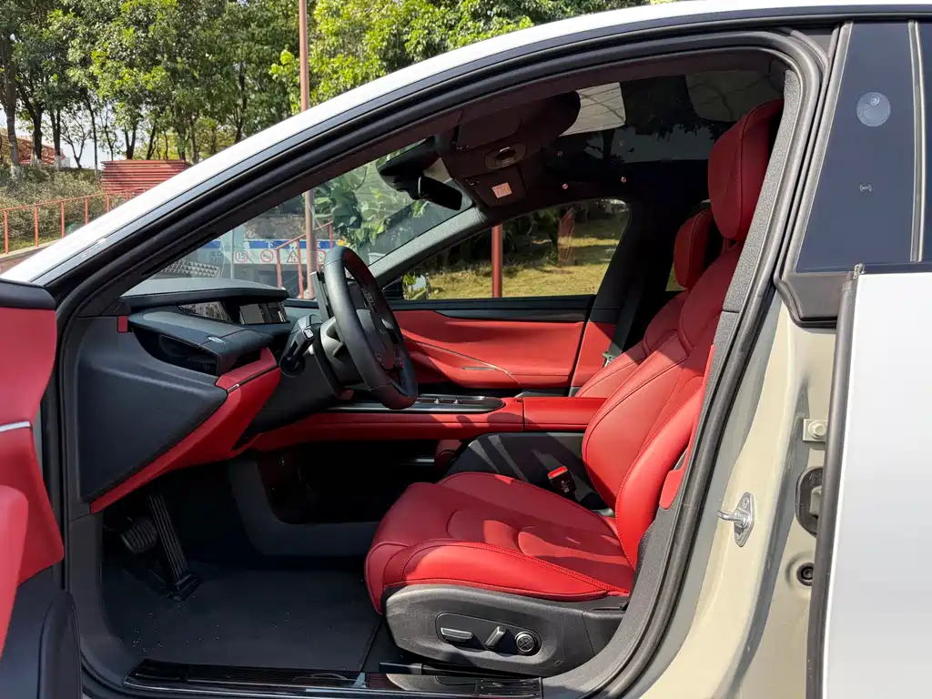 XIAOMI CAR XIAOMI SU7