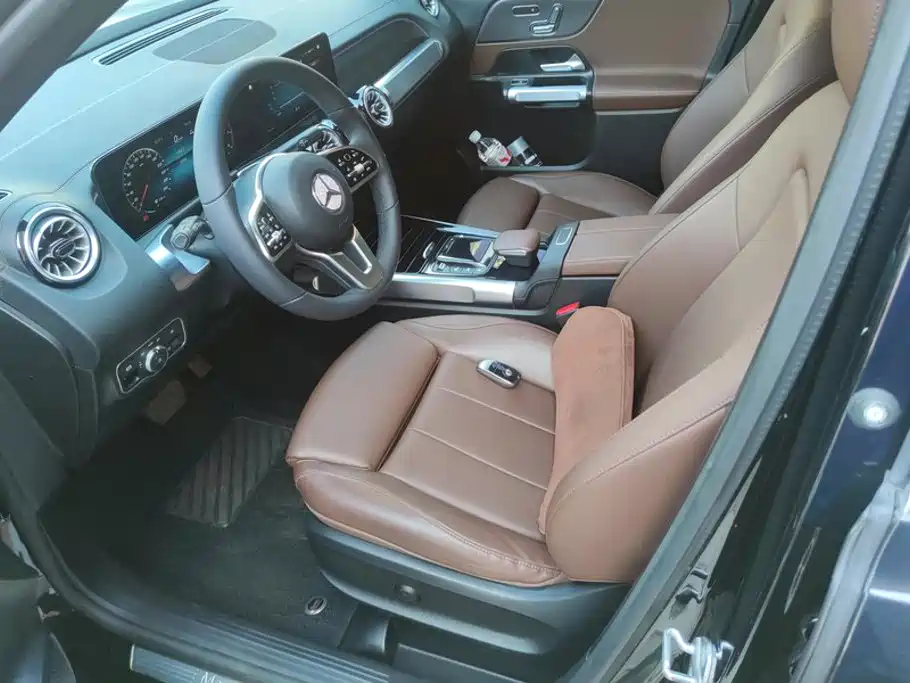 Mercedes-Benz GLB — миниатюра 9