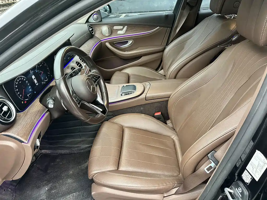 Mercedes-Benz E-Class — миниатюра 10