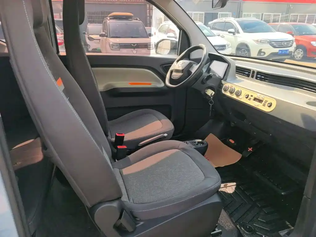 Wuling MINIEV — миниатюра 25