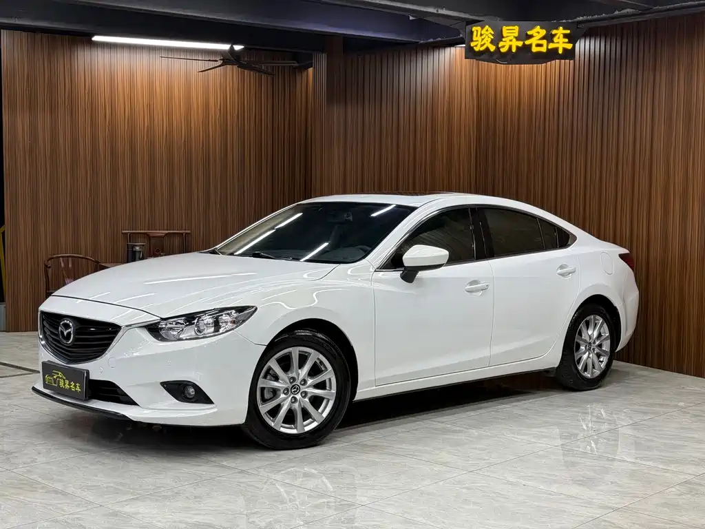 Mazda Atenza 2015