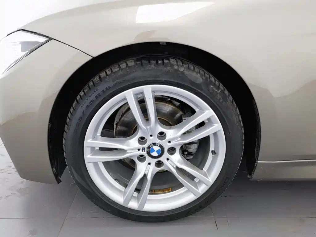 BMW 3 Series — миниатюра 17