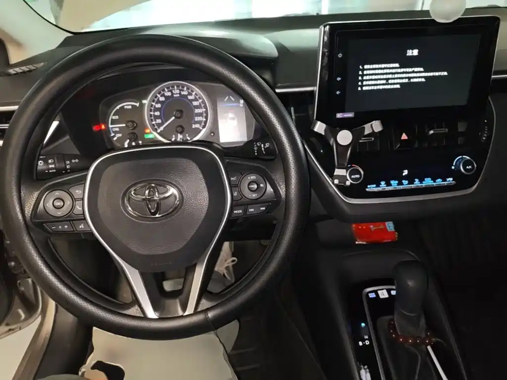 Toyota Corolla — миниатюра 10