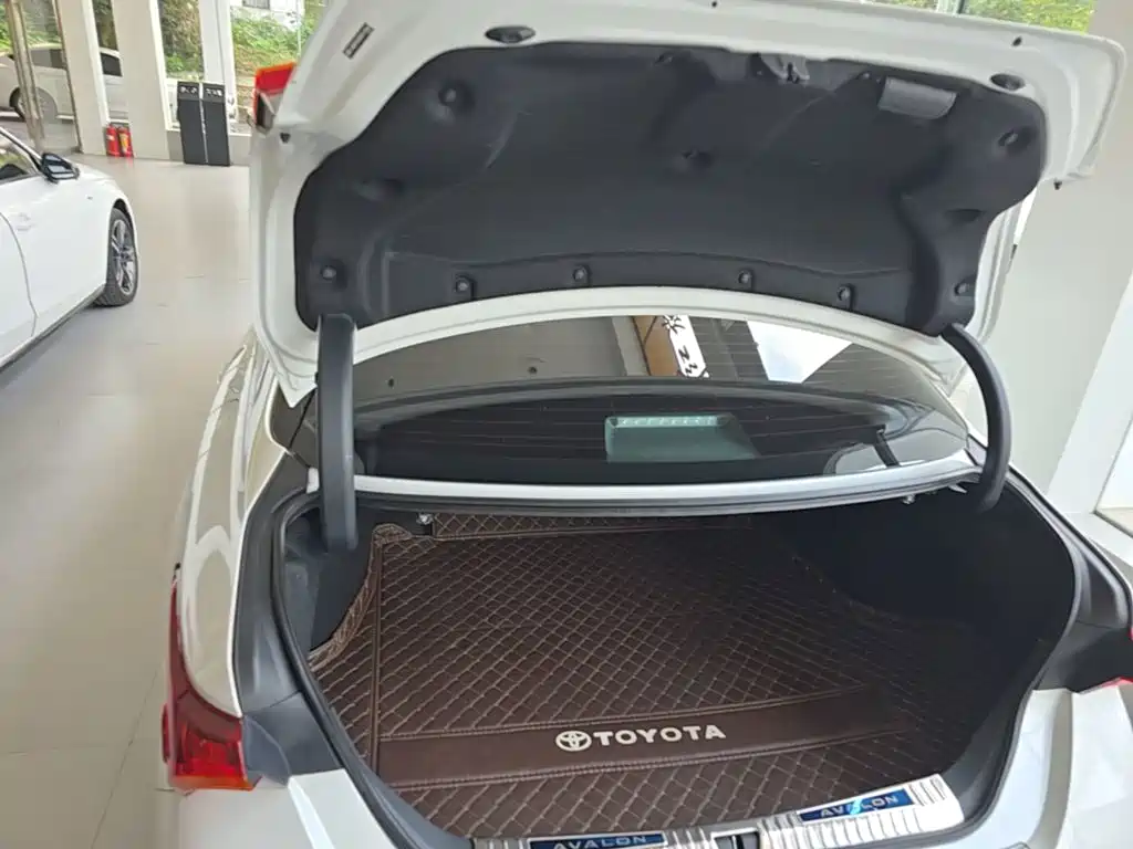 Toyota Avalon — миниатюра 19