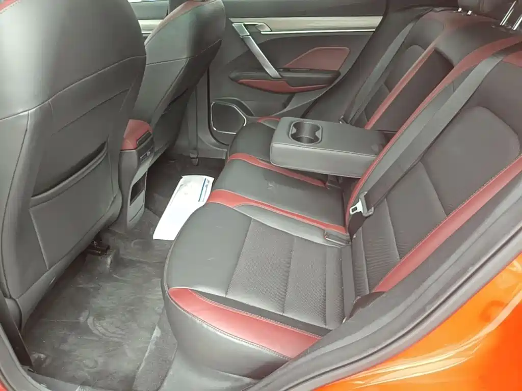 Geely Binyue — миниатюра 17