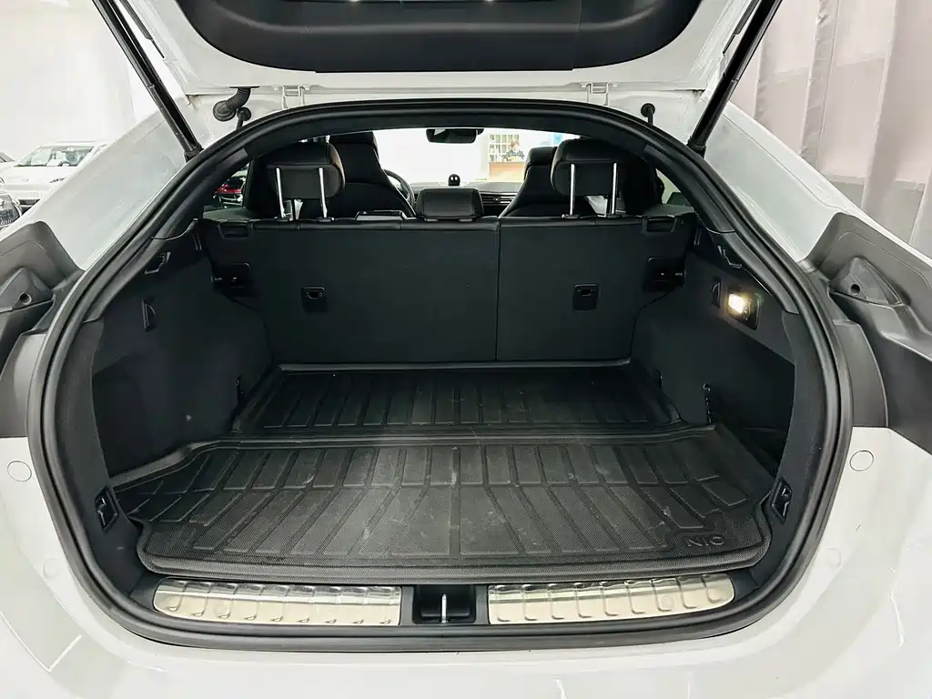 NIO EC6 — миниатюра 24