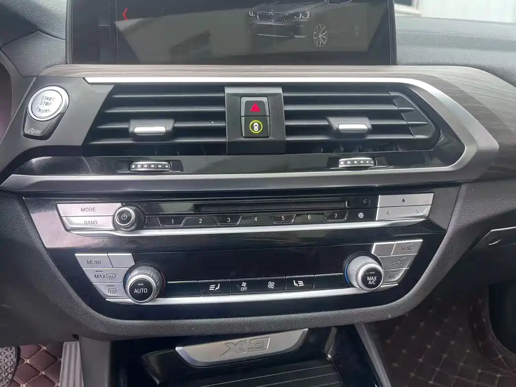 BMW X3 — миниатюра 10