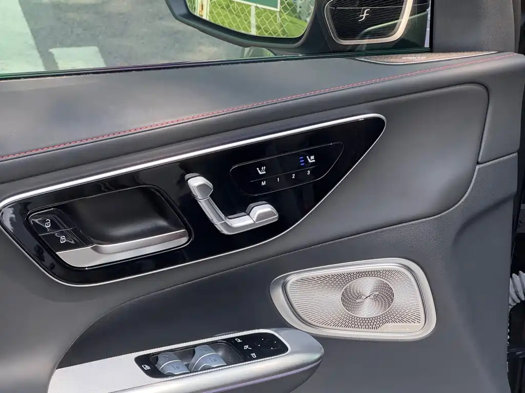 Mercedes-Benz GLC AMG — миниатюра 25