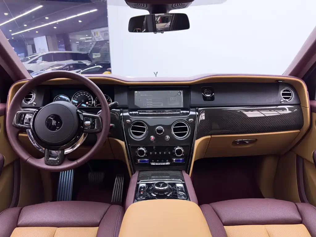 Rolls-Royce Cullinan — миниатюра 28
