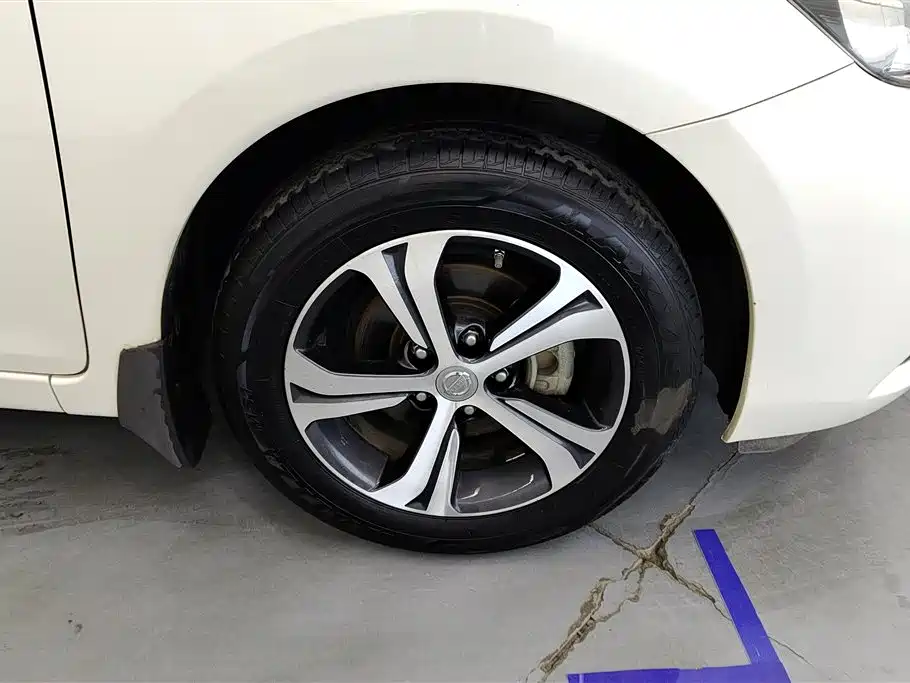 Nissan Tiida 2016 1.6L CVT