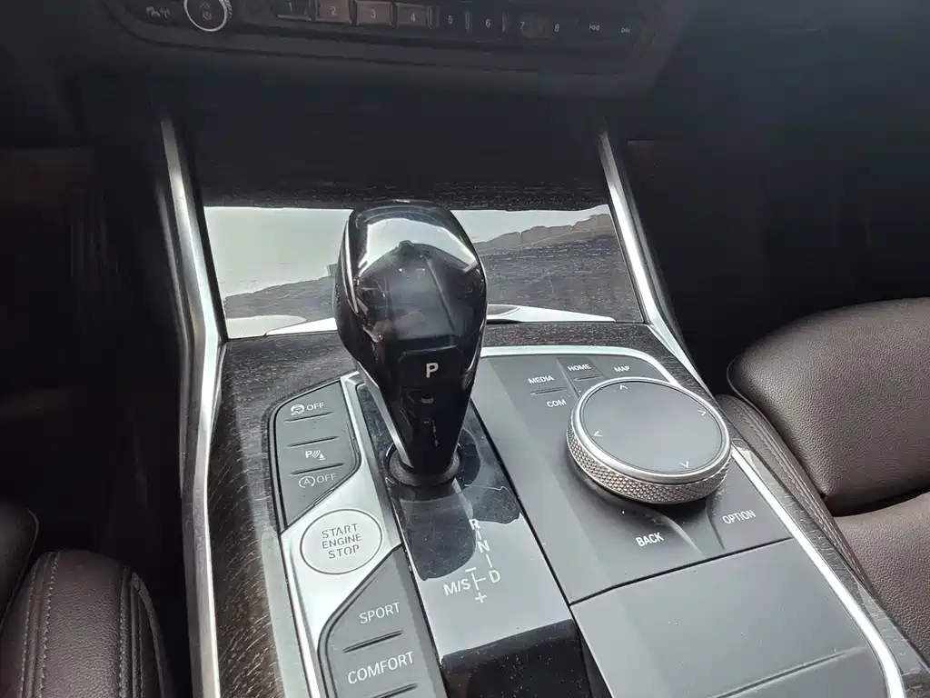 BMW 3 Series — миниатюра 4