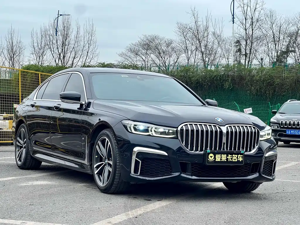 BMW 7 Series — миниатюра 3