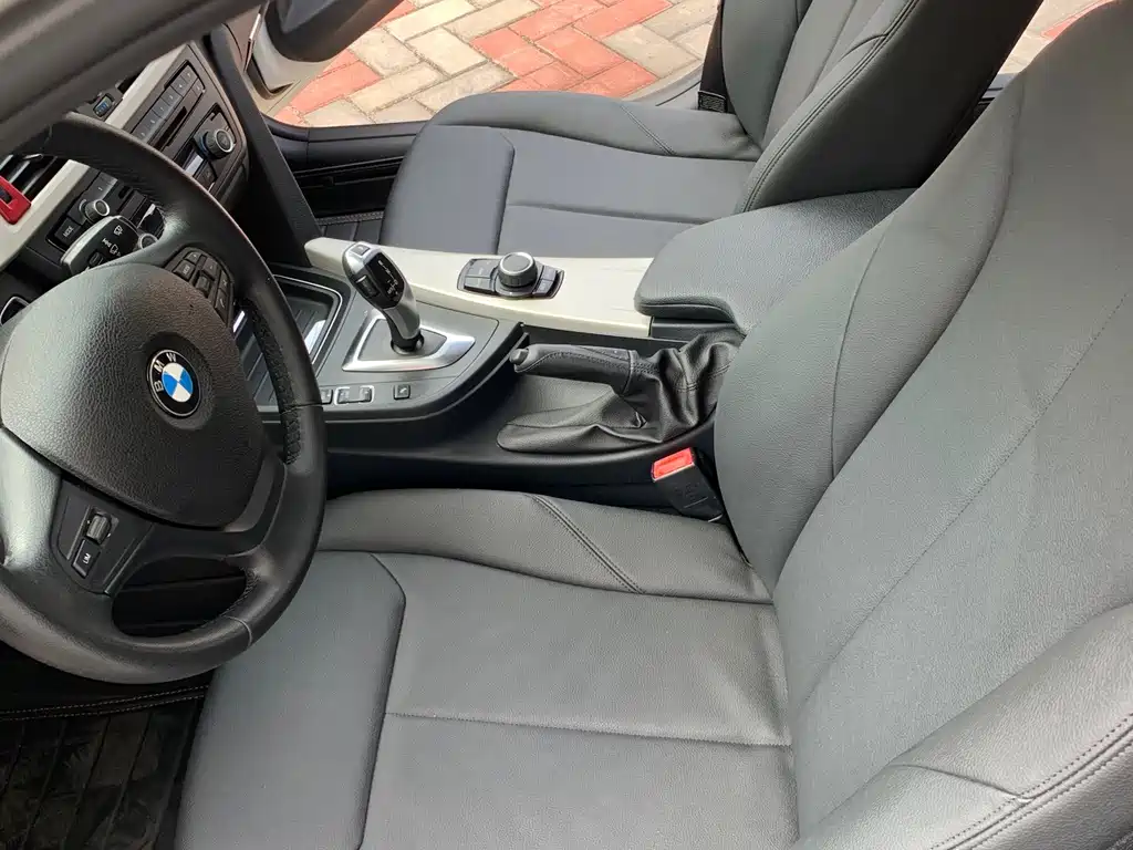 BMW 3 Series — миниатюра 16