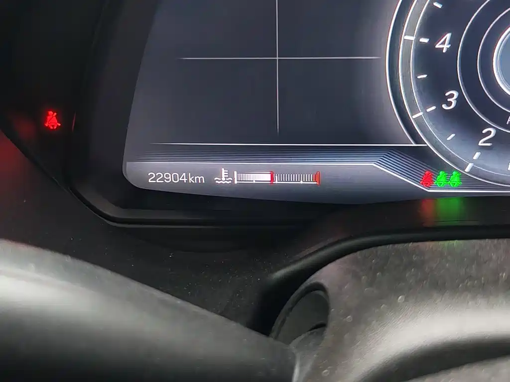 Cadillac CT5 — миниатюра 13