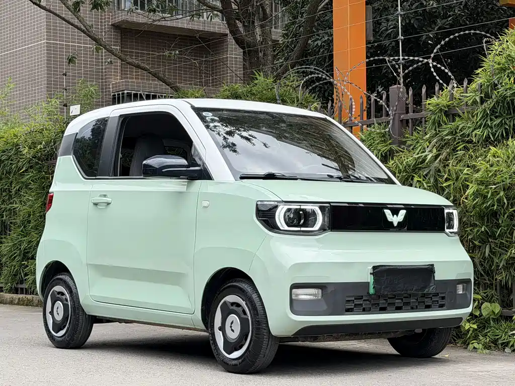 Wuling MINIEV — миниатюра 3