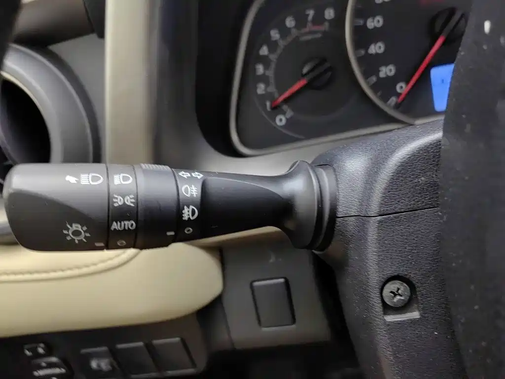 Toyota RAV4 — миниатюра 21