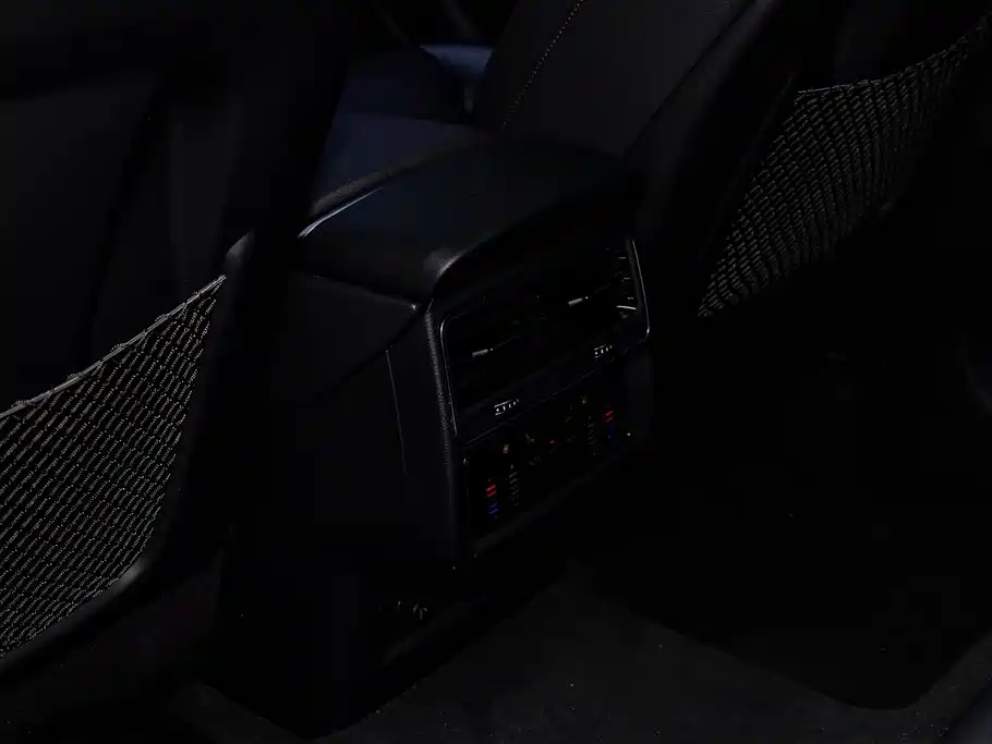 Audi Q8 2022 55 TFSI Luxury