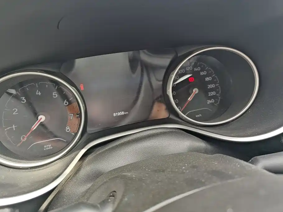Jeep Compass — миниатюра 14