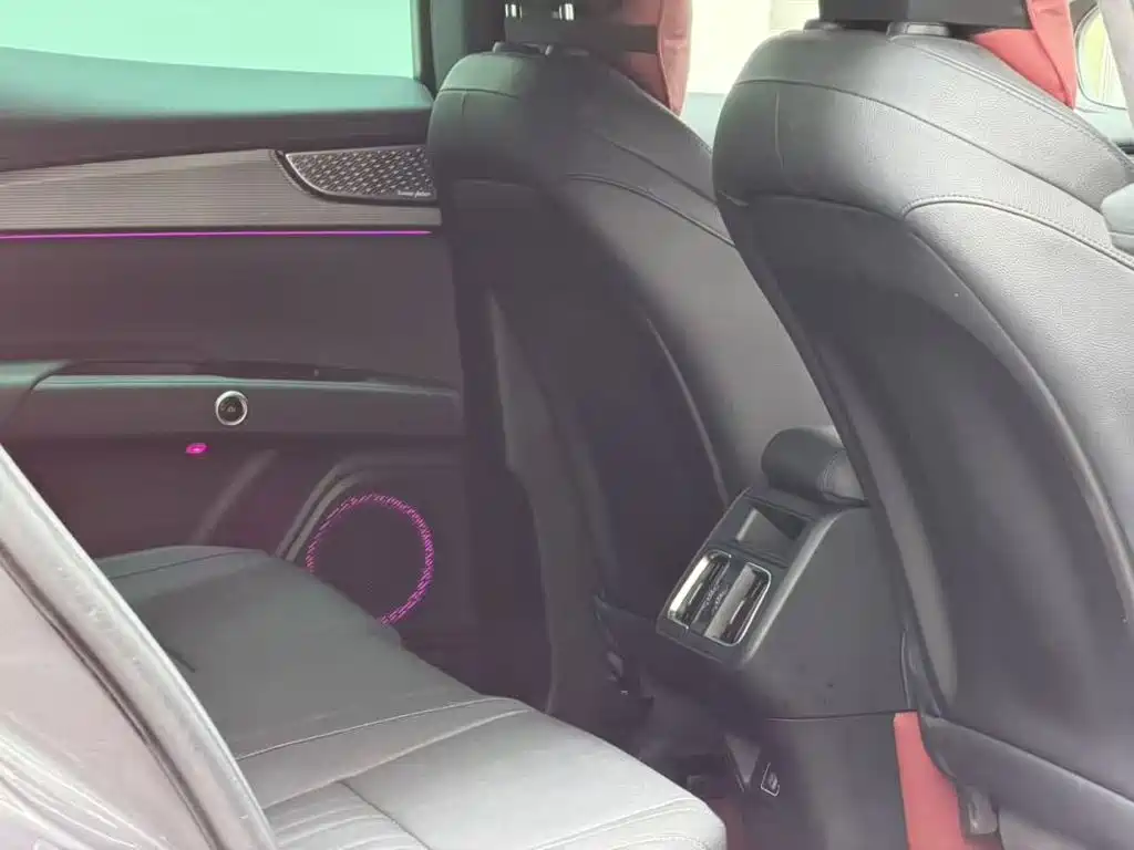 Maserati Grecale — миниатюра 6