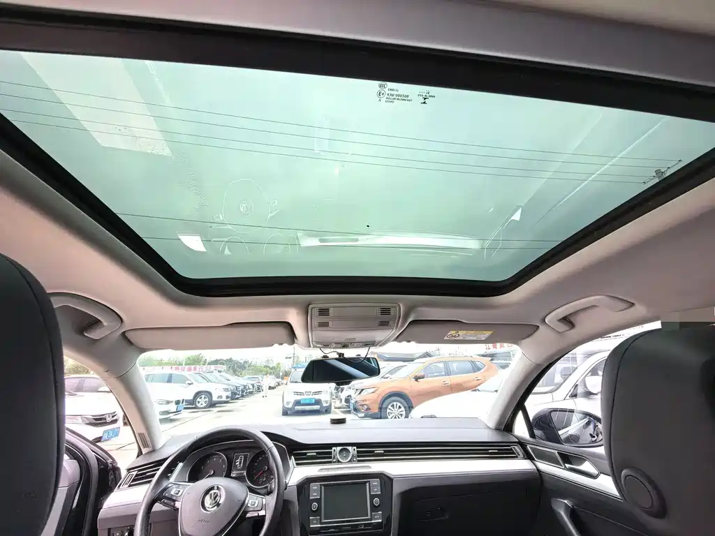 Volkswagen Magotan — миниатюра 7