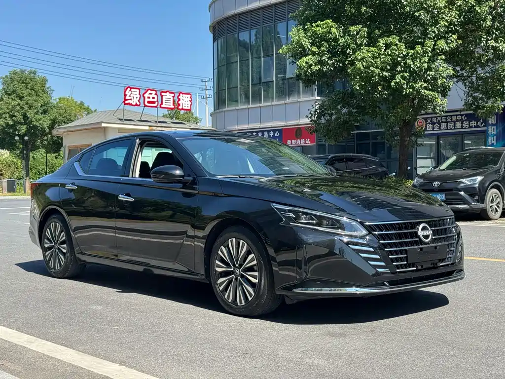 Nissan Teana — миниатюра 3