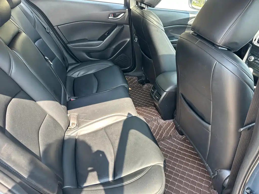 Mazda 3 Axela — миниатюра 12