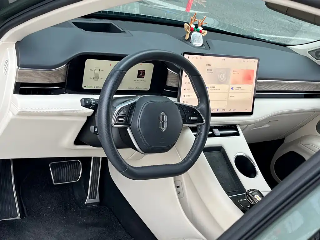 AITO AITO M5 — миниатюра 10