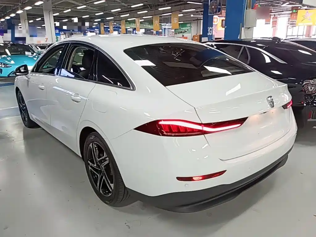 Roewe D7 — миниатюра 5
