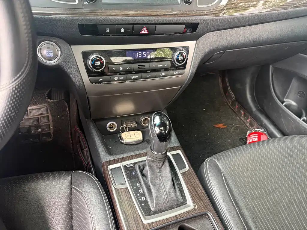 Hyundai Mistra 2016 1.6T AT GLS