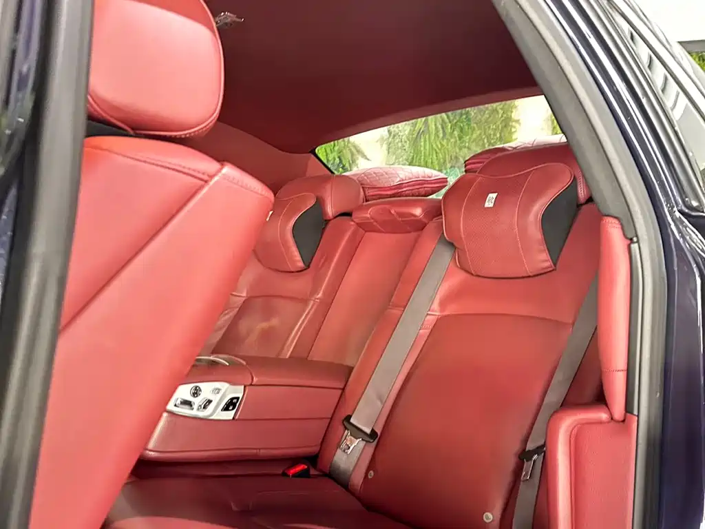 Rolls-Royce Ghost 2010 6.6T Standard