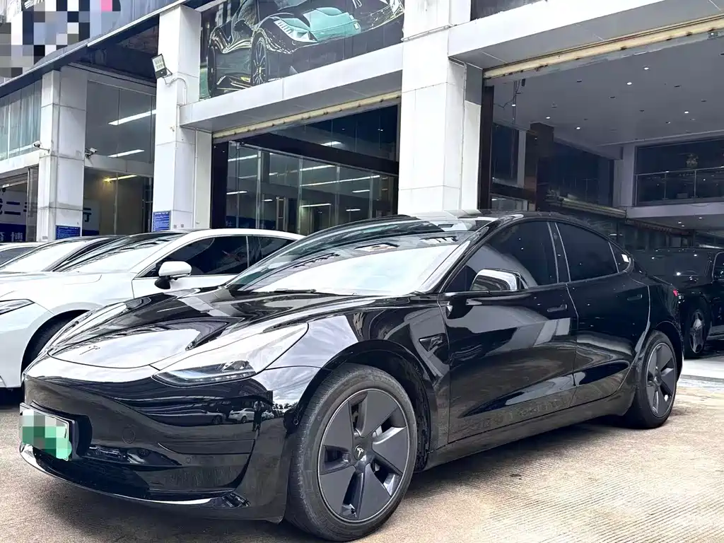 Tesla Model 3 2023