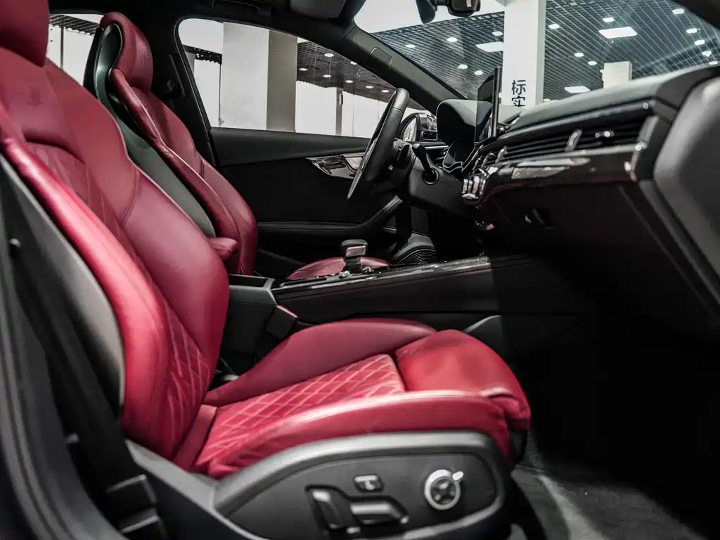 Audi S4 — миниатюра 10