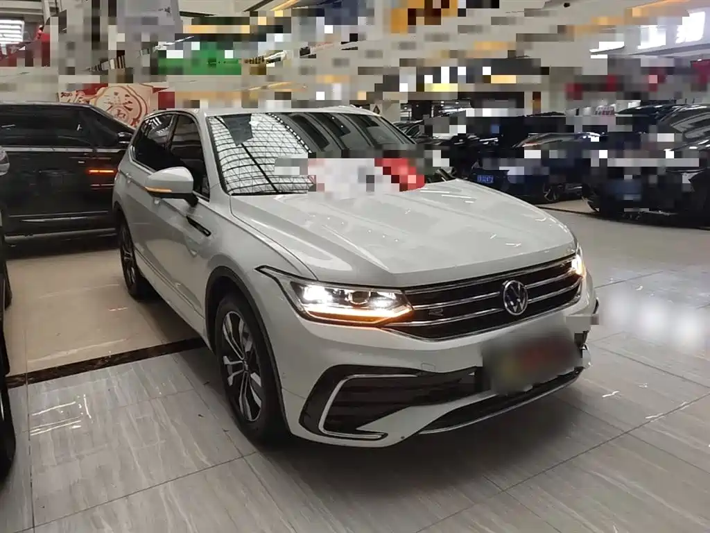 Volkswagen Tiguan L L 2024 330TSI AT R-Line