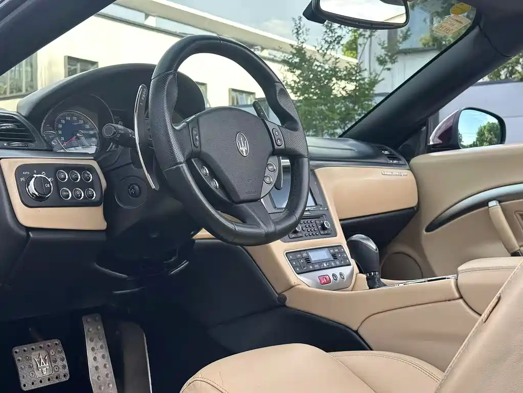 Maserati GranTurismo 2013 4.7L Sport Automatic