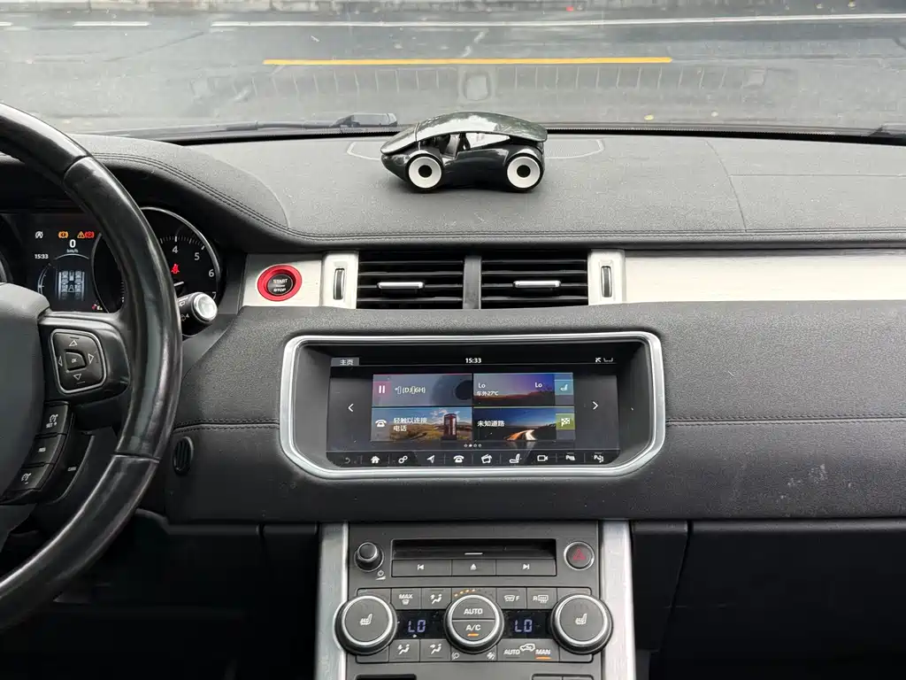 Land Rover Evoque — миниатюра 8