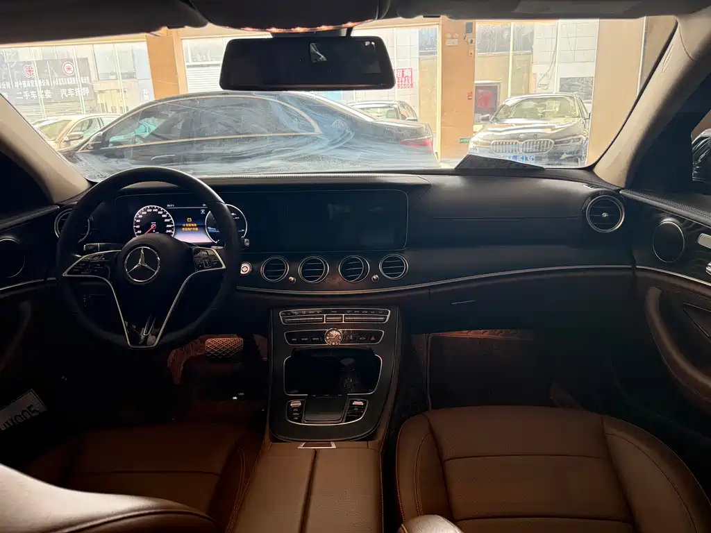 Mercedes-Benz E-Class E 2019 E 300 L Sport Fashion