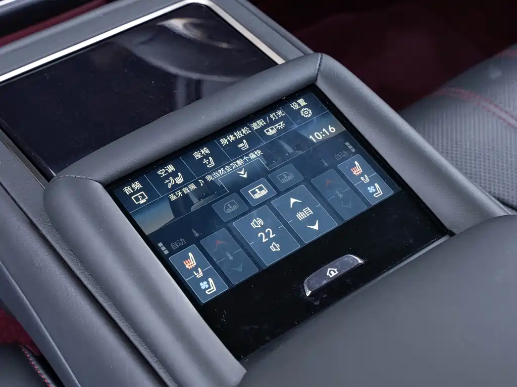 Lexus LS — миниатюра 20