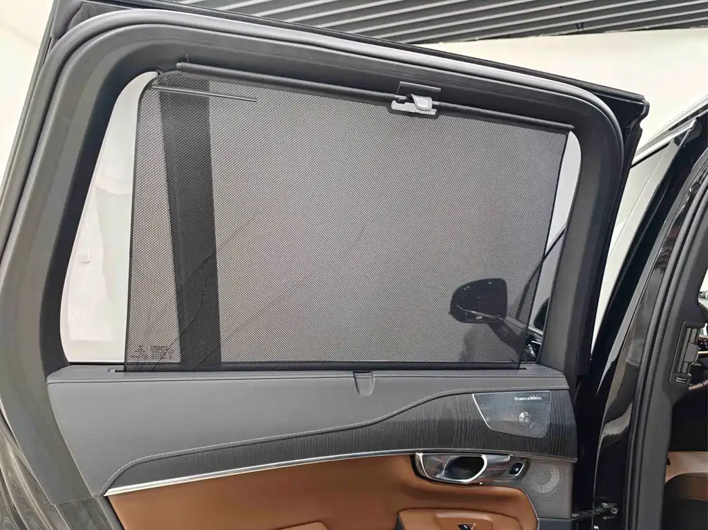 Volvo XC90 2021 B6 Luxury 7 мест