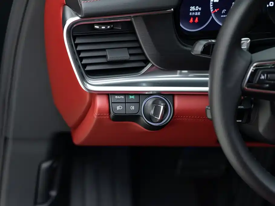 Porsche Panamera — миниатюра 22