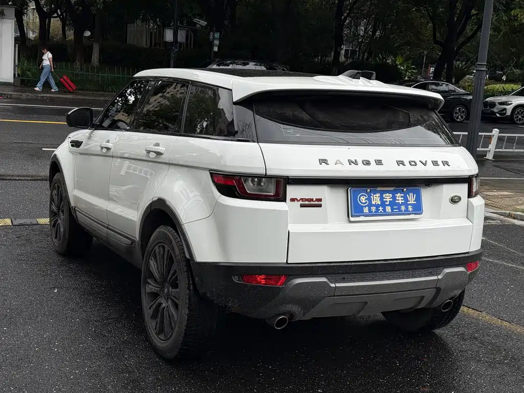 Land Rover Evoque — миниатюра 17