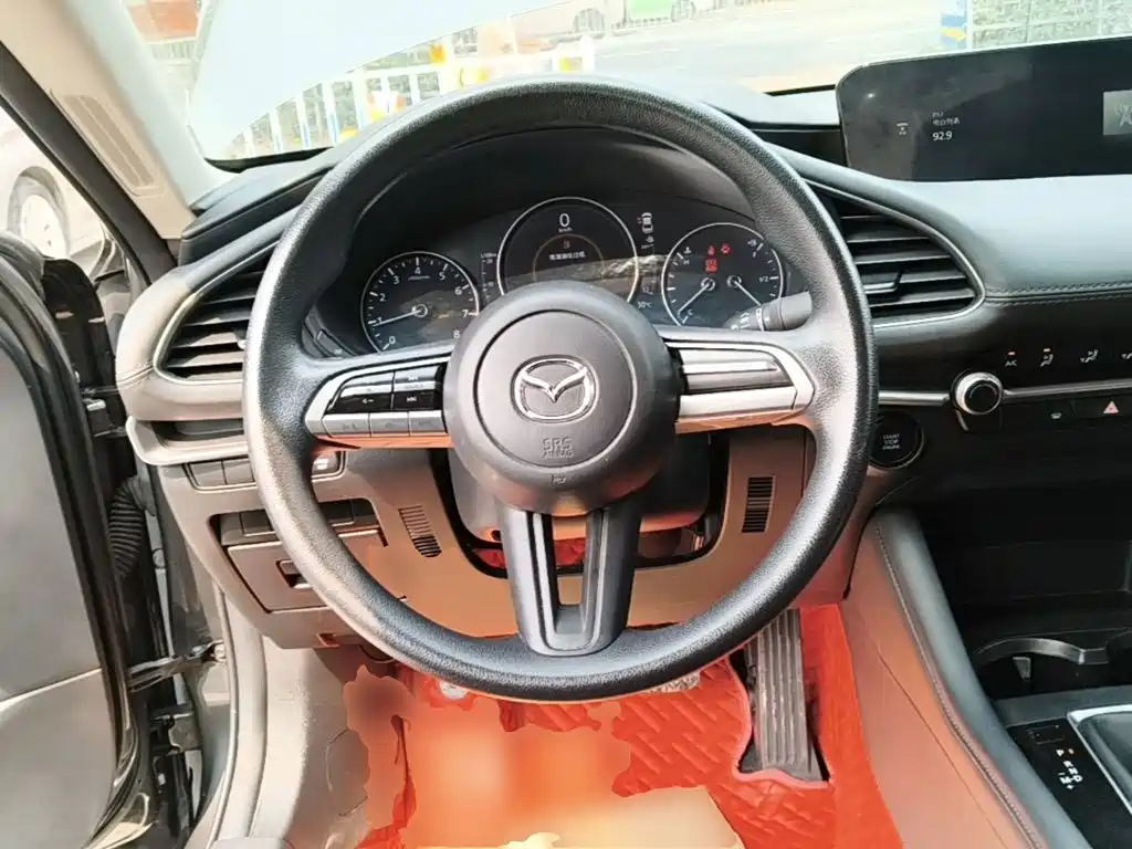 Mazda 3 Axela — миниатюра 11