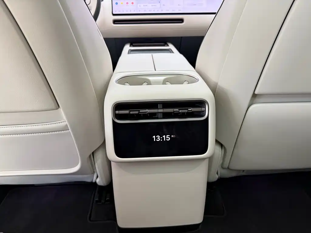 Li Auto Li L9 — миниатюра 11