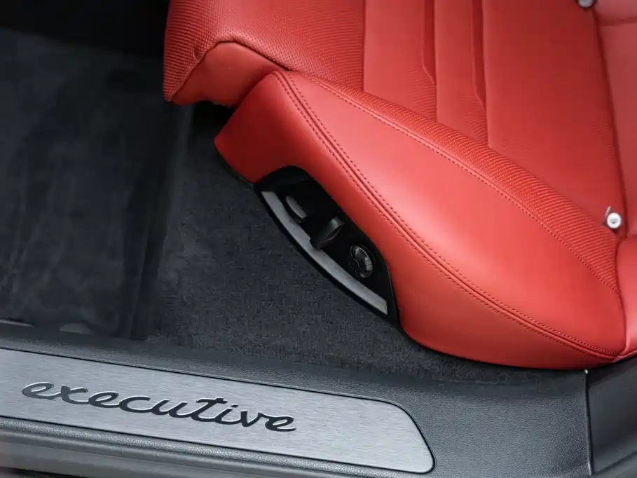Porsche Panamera — миниатюра 14