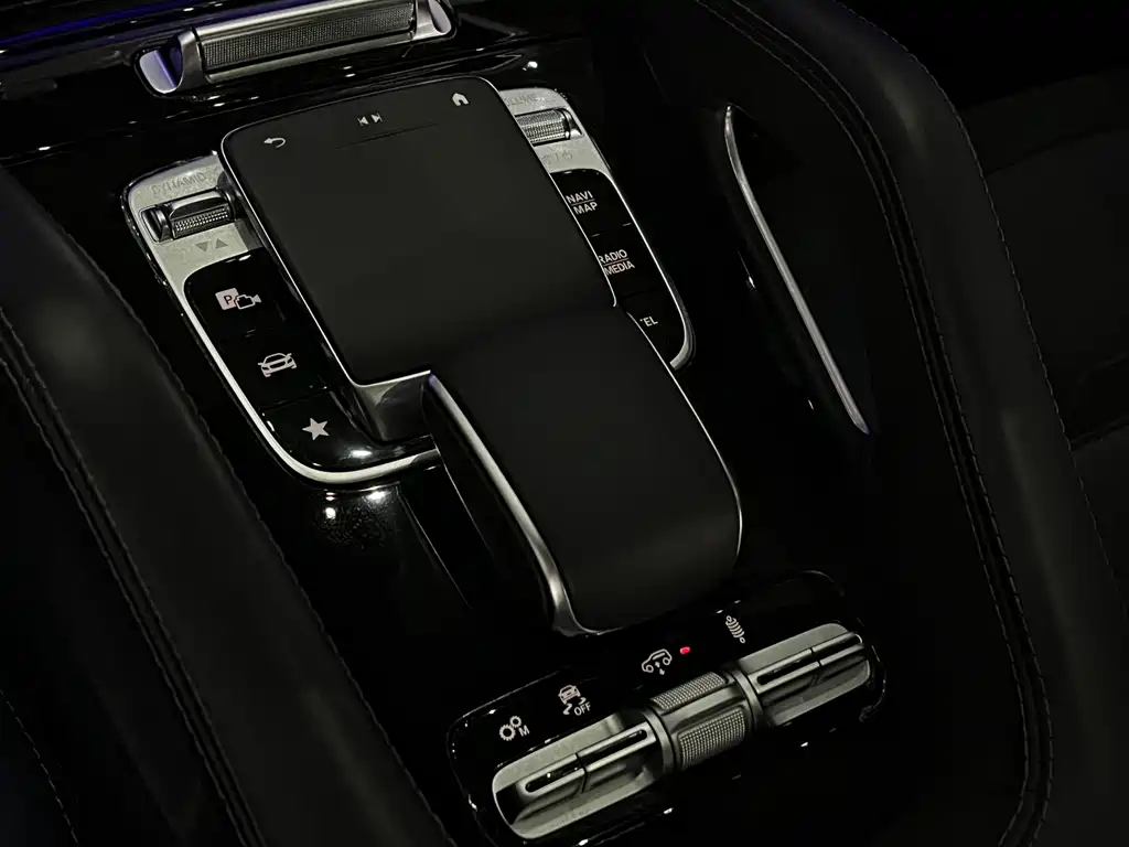 Mercedes-Benz GLE AMG — миниатюра 15